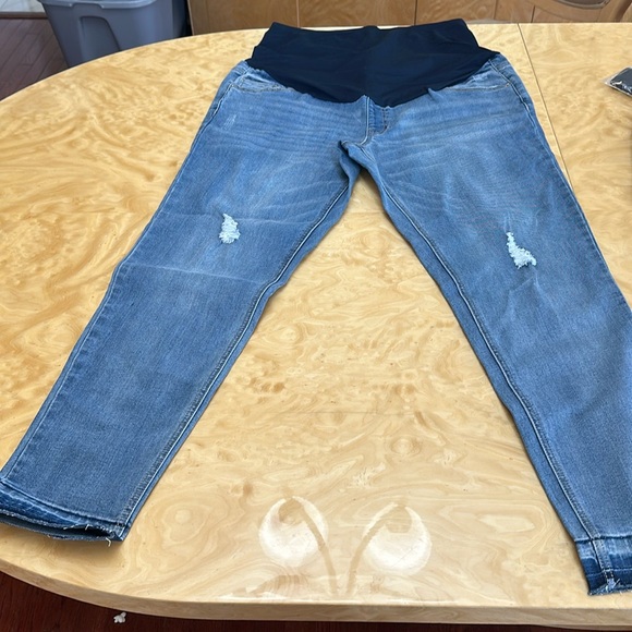 MATERNITY PANT. STRETCHY. SIZE LARGE BLUE JEANS & WAISTBAND. - Picture 4 of 10